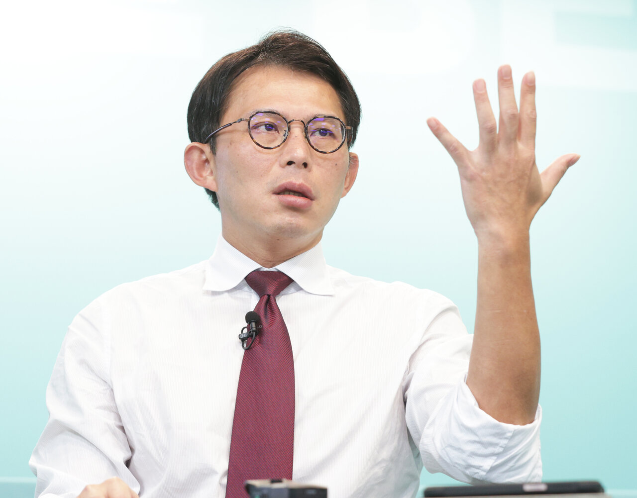 專訪／軍購怎麼花？黃國昌：台灣寧買5...