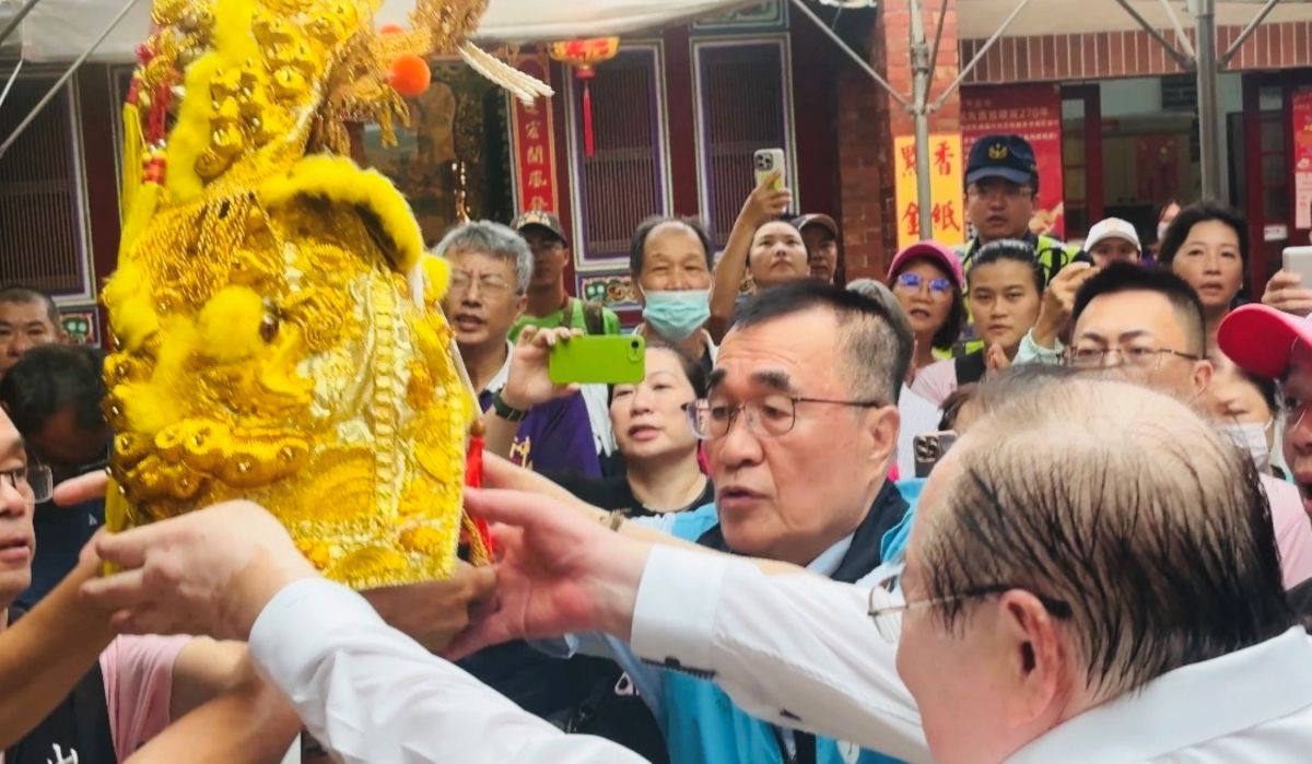 迎山邊媽祖獲凍蒜聲　李四川談黃國昌爭議