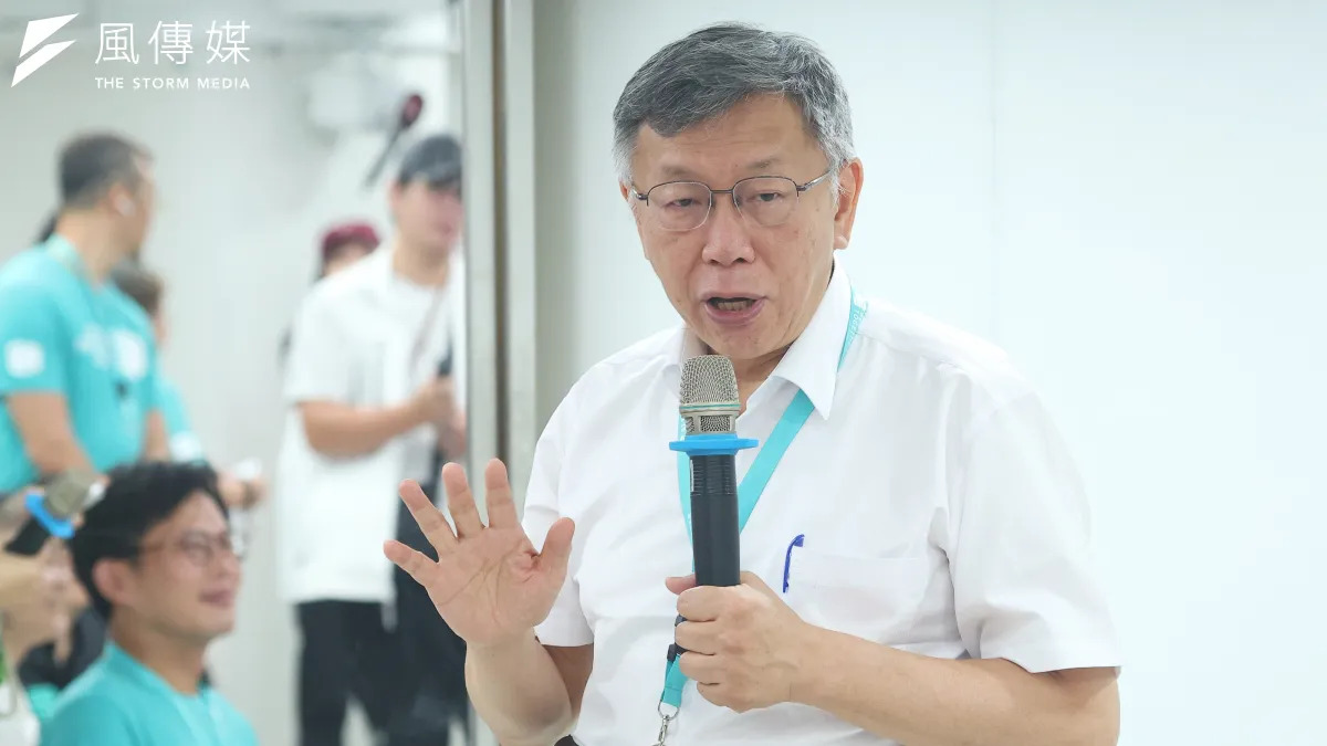 柯文哲南下竹北挺邱臣遠　喊藍白合仍是...