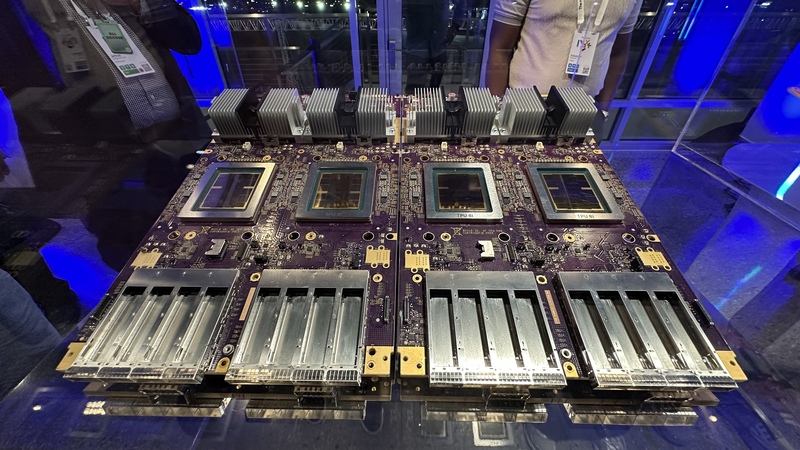 Google推論晶片TPU 8i (...