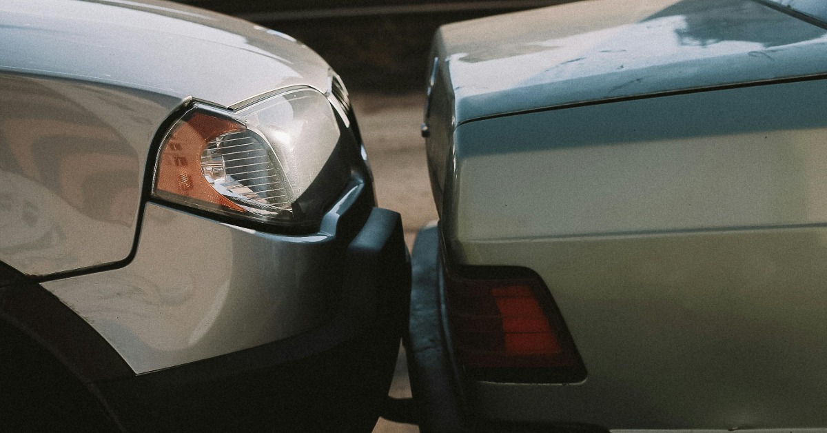 獨家／新車被撞！後鏡頭超高清拍下「肇...