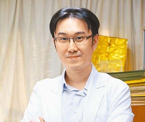 臉書主帳號遭鎖3個月後復活！蘇一峰：...