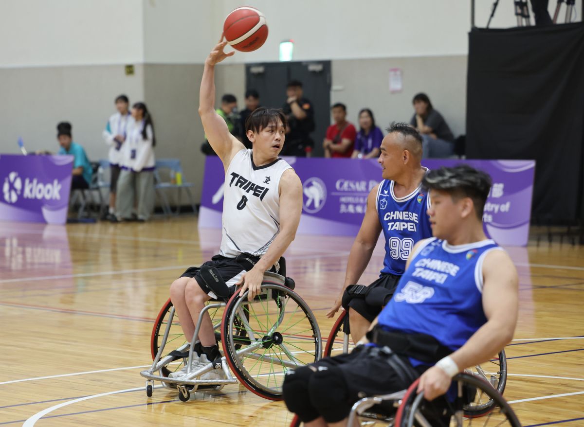 全障運輪椅籃球國手挺馬刺　呂駿逸笑虧Curry不行了