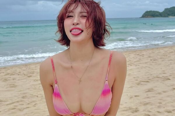 驚爆在家裸體福利大放送？日女星遭工人...
