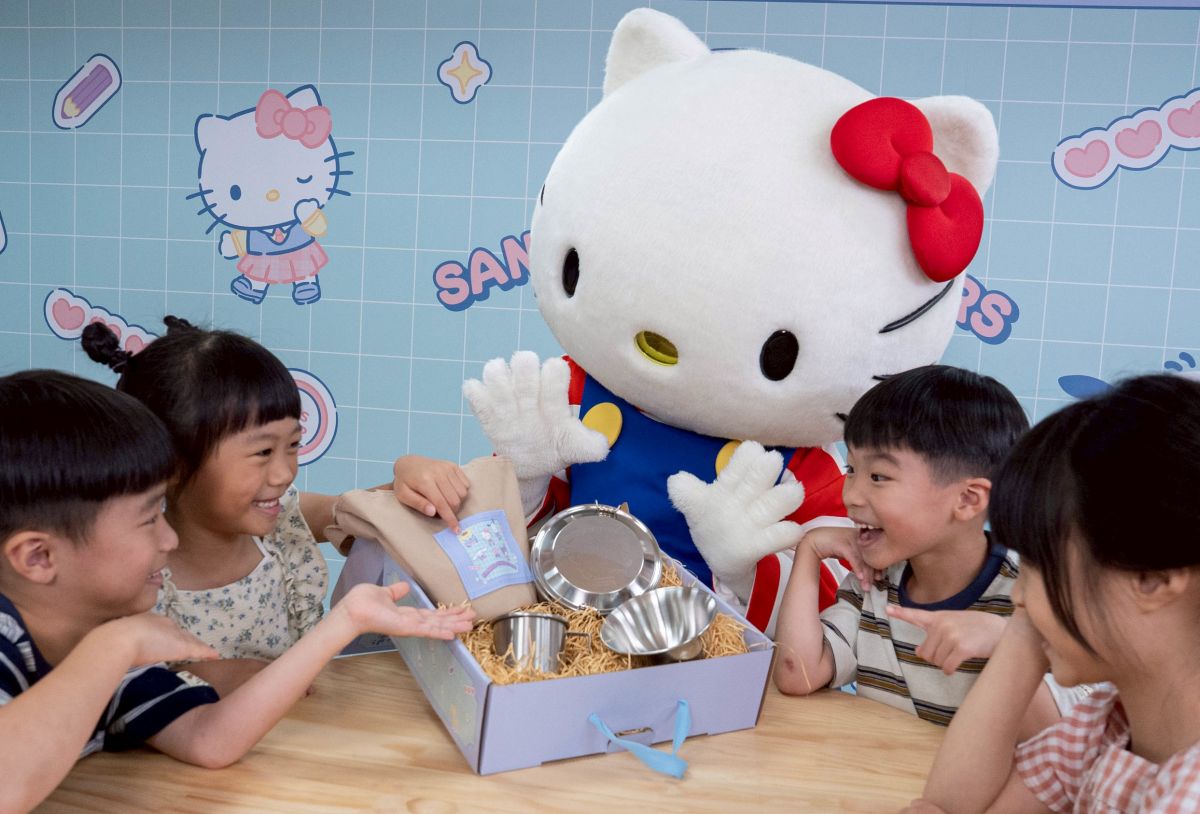 Hello Kitty陪畢業　教育局送2.6萬幼生聯名餐具組