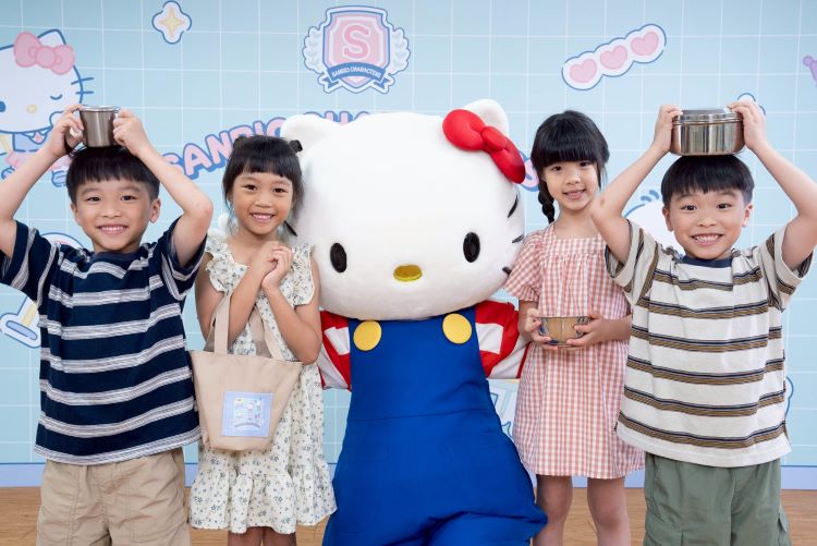 Hello Kitty陪2.6萬幼生迎向小 新北幼兒園畢業禮物很驚喜