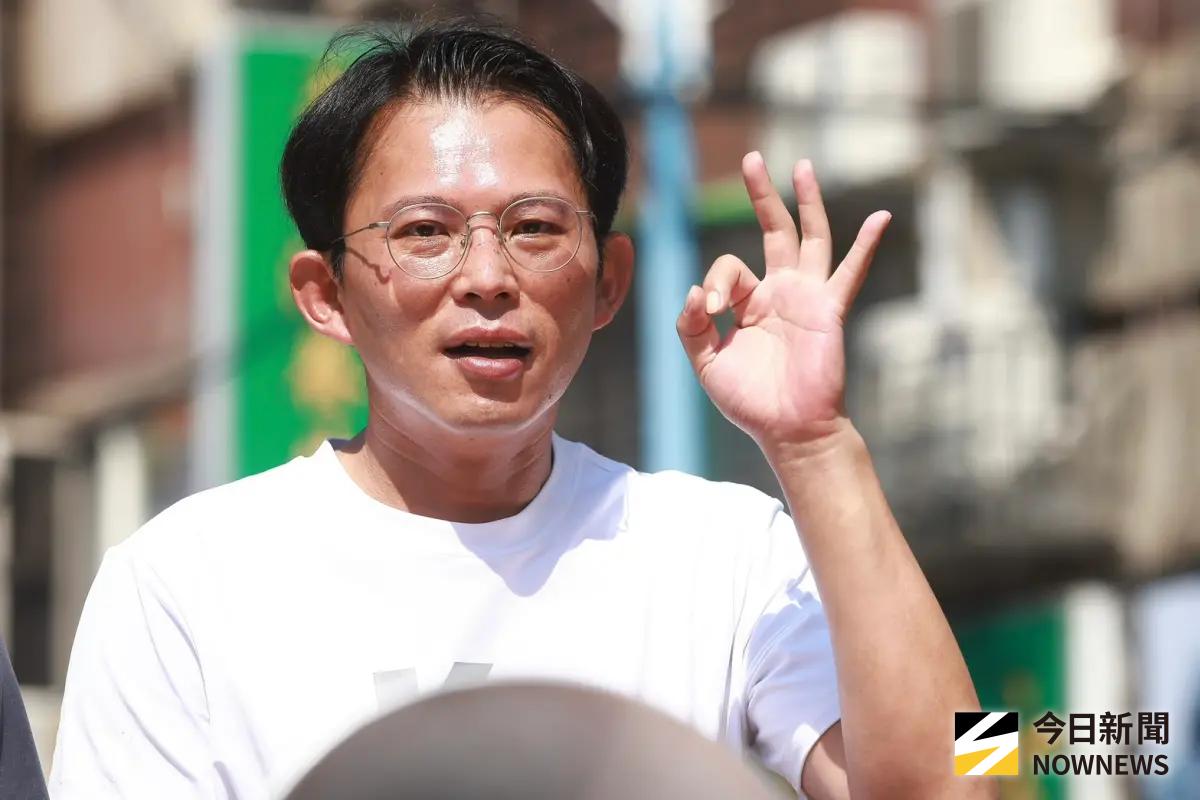 消費洪慈庸踢到鐵板？他預言黃國昌超慘...