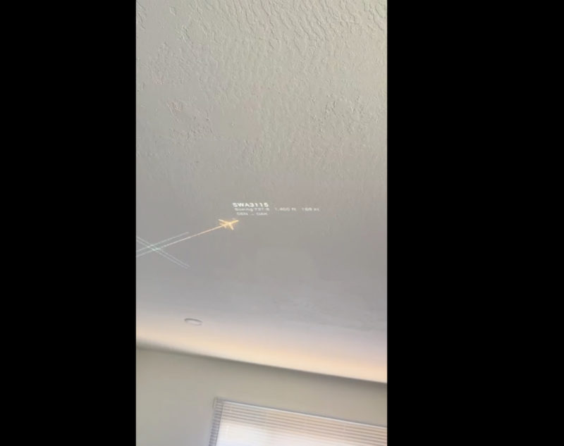 住飛機航道下方也甘願，外國自造者將自...