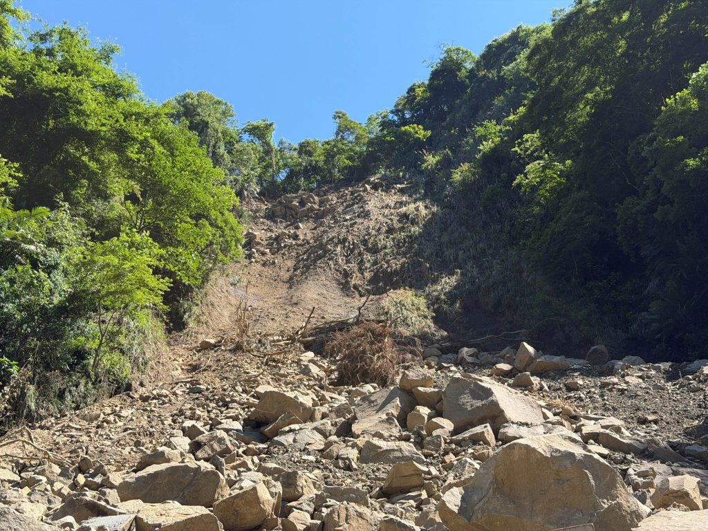 地基不穩！和平區雪山坑產業道路封閉