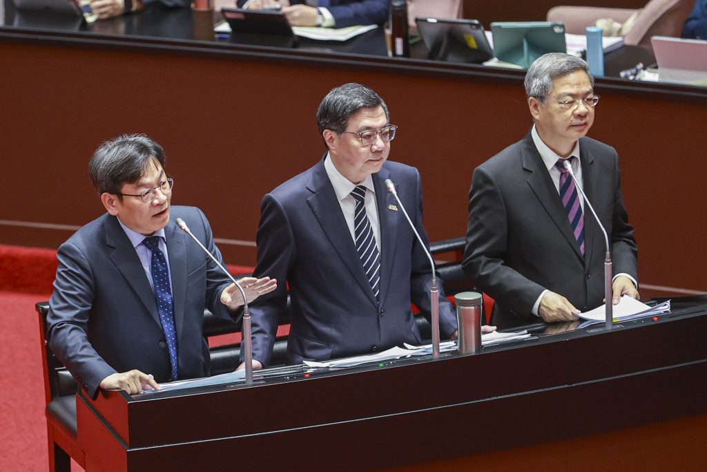高德地圖爆紅遭禁 藍委：別政治化