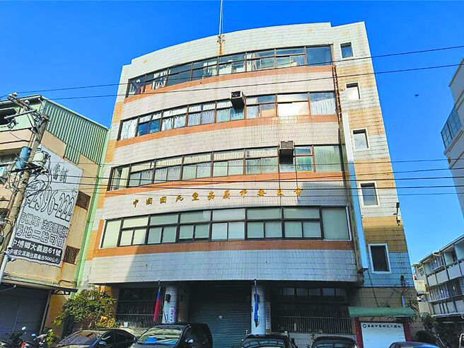 涉偽造罷免名冊 藍嘉市黨部11人獲緩...