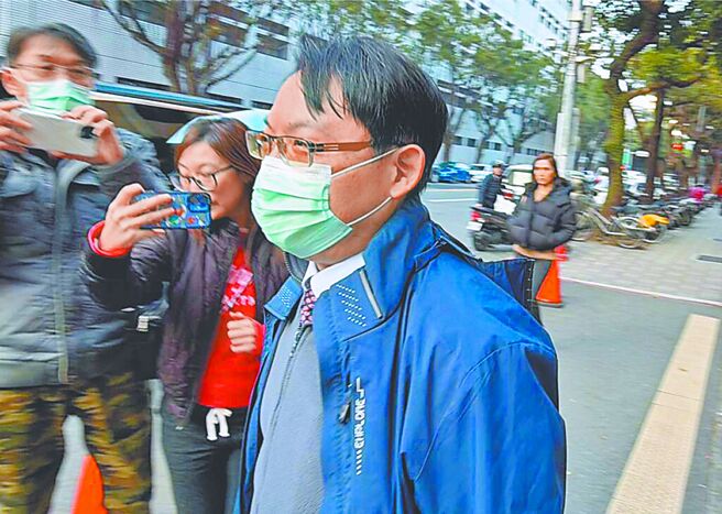 揪同事與吳乃仁餐敘 檢罰薪30萬