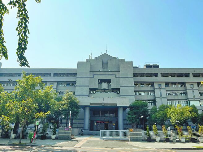 醉女砸超商獲交保 高雄院檢罕見對槓