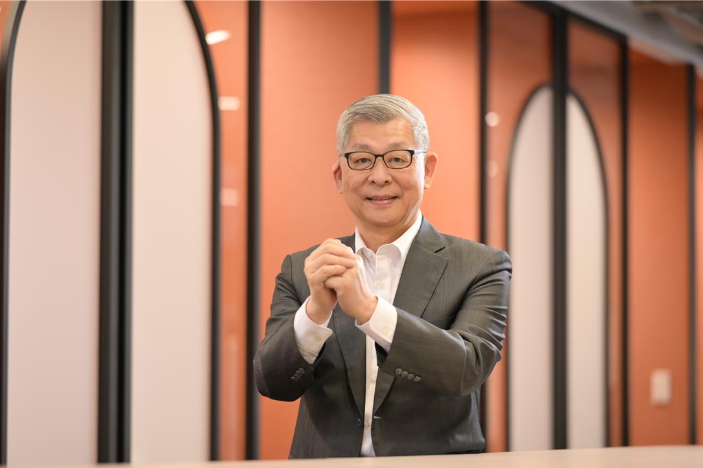 美伊戰爭比想像中久 蔡宏圖憂心利率蠢...