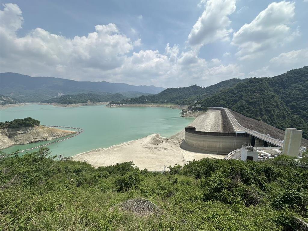 鋒面連3天 水庫進帳4538萬噸 南部杯水車薪 27日檢討水情