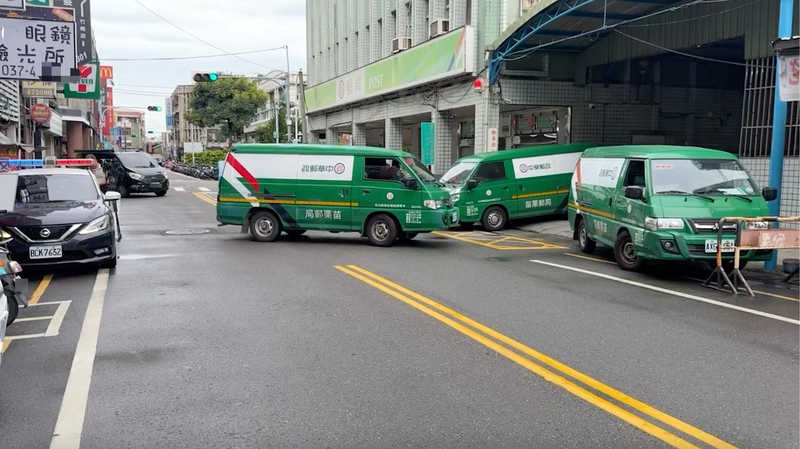 不滿噪音　男子砍殺郵局外包司機 (圖...