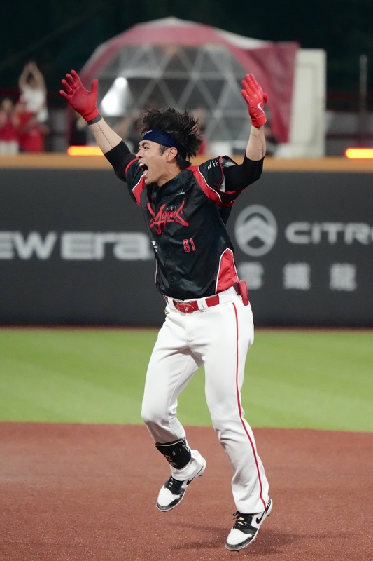 張祐嘉敲再見安　助味全龍延長賽險勝（1） (圖)