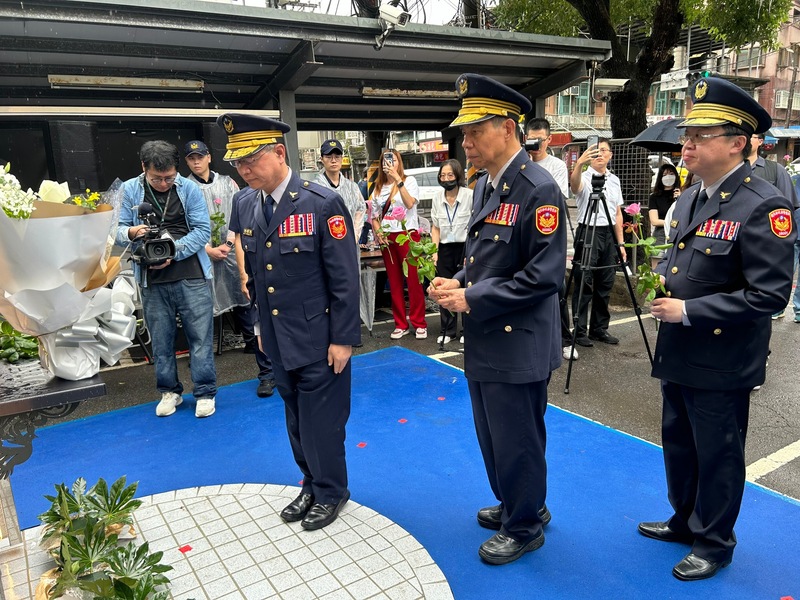 緬懷查緝毒駕殉職所長　廖訓誠等出席 ...