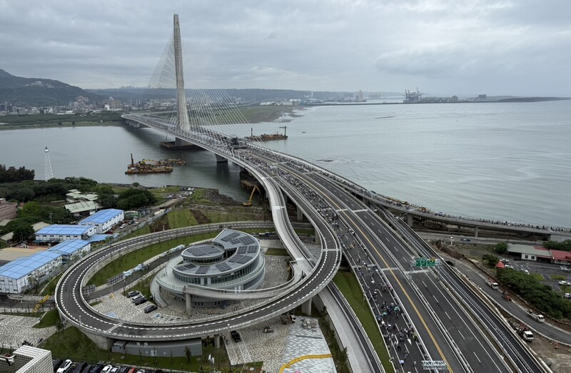 淡江大橋將通車　無人機違規拍攝最高罰...