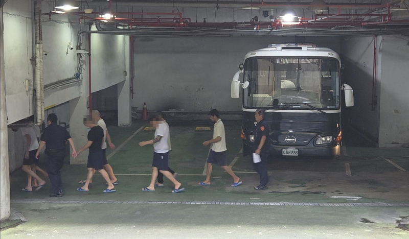 男子踹菲籍女童遭訴　移審台北地院 (...