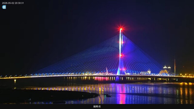 淡江大橋光雕夜色 (圖)