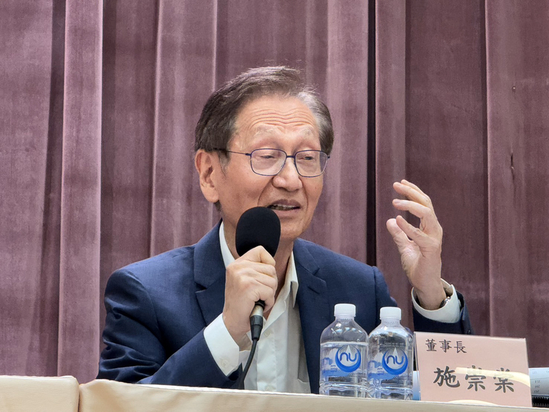 施崇棠：蘋果平價筆電把成本逼到極致 ...