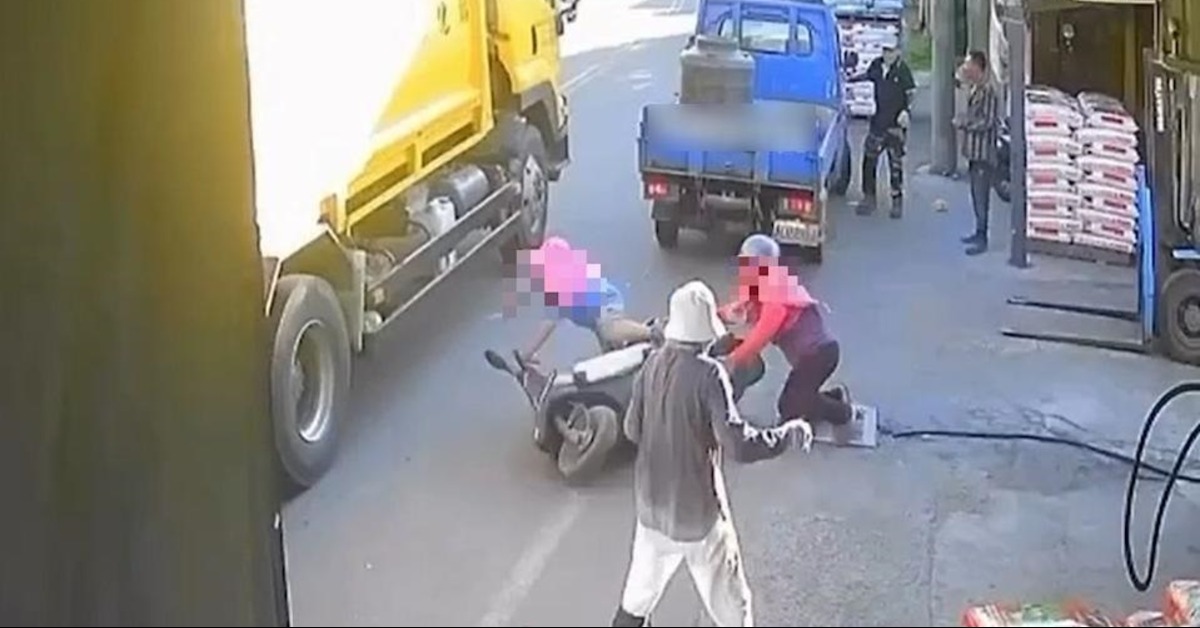驚悚畫面曝光！彰化7歲童遭垃圾車輾斃...