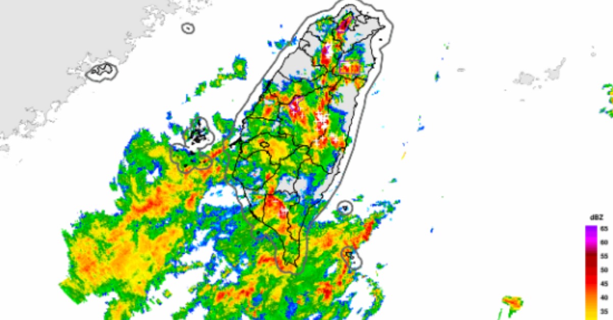 雨彈狂炸新竹！這地區發布淹水警戒 6...