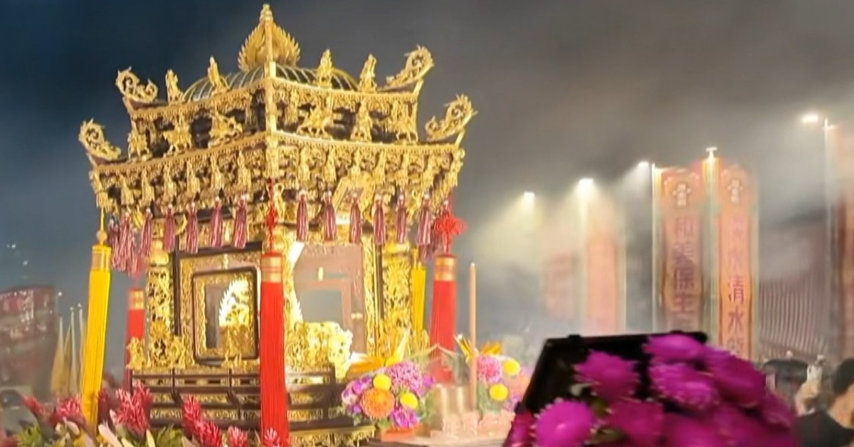 獨家／賊趁「淡水大拜拜」偷禮生包包 ...