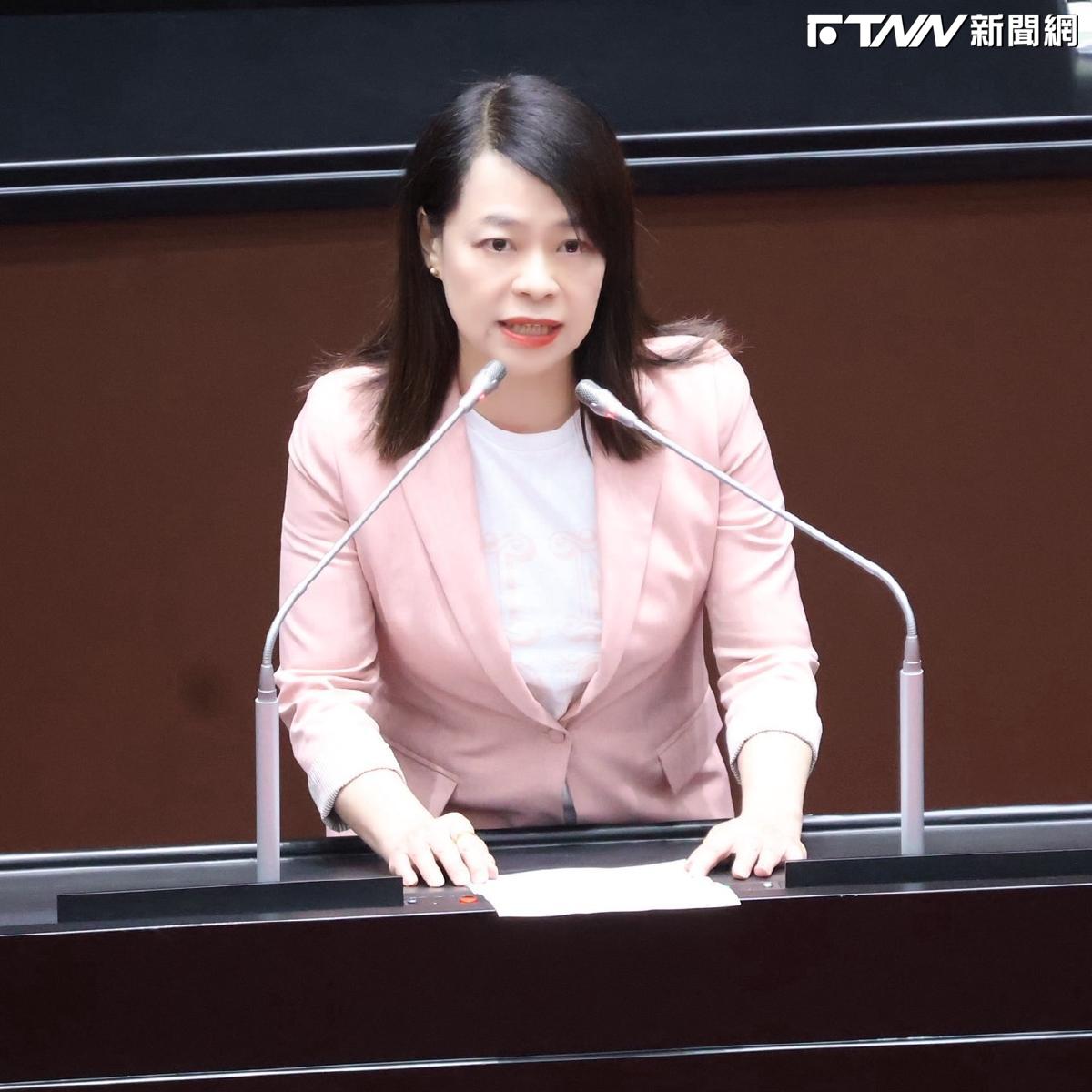 軍公教通案加薪4%明年才實施　許宇甄...