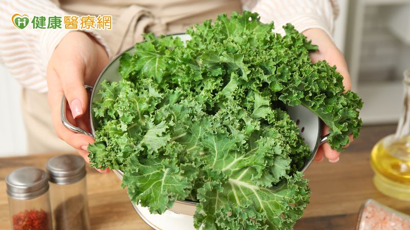 營養師列羽衣甘藍4健康益處！加1物吃助營養吸收　這類人食用要注意