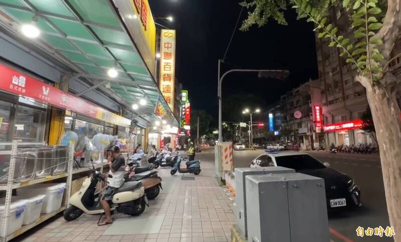 豐原驚傳當街自殘！30歲輕障女「水果刀刺左胸」 疑因這原因過不去