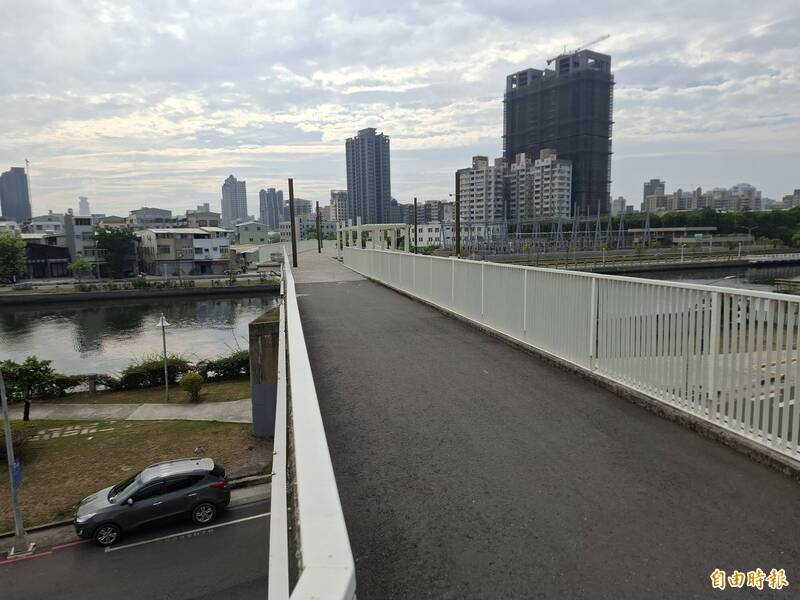 配合高鐵延伸屏東 愛河斜光橋將拆除