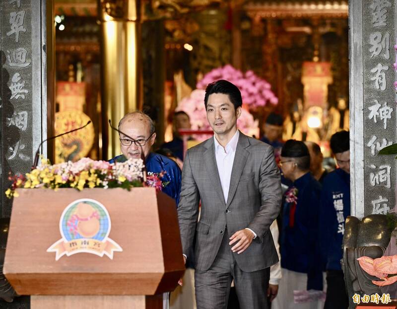 貓空人行跨橋經費4億暴增到11億 大...