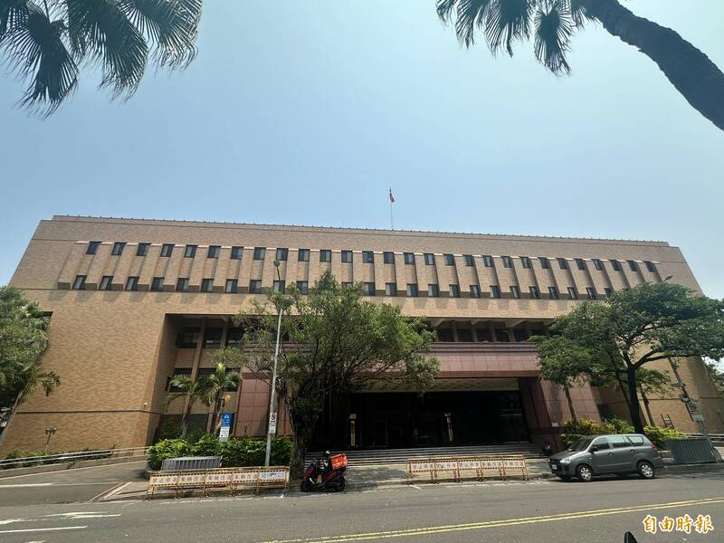 「撞庫」取得PChome會員帳密 駭客盜121萬餘元儲值金被起訴