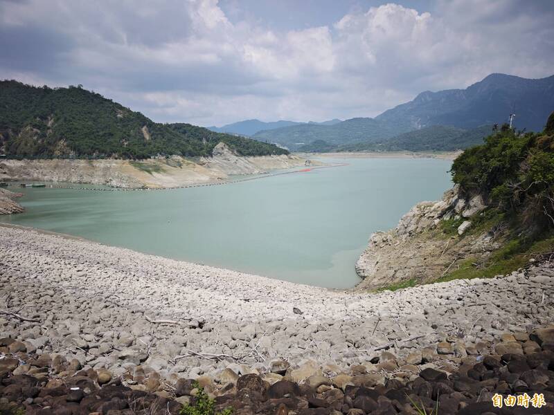 曾文水庫蓄水率又剩1成 蓄水量僅莫拉克後同期平均32％