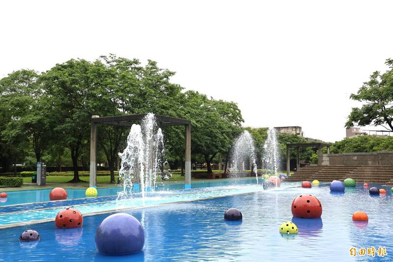 鶯歌陶博館戲水池6/17-8/30免...