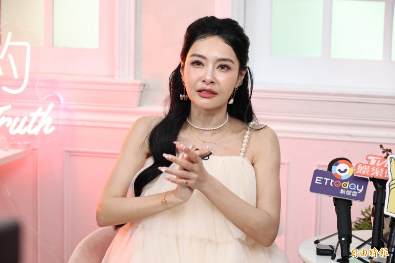 嫁華裔尪神祕職業狂被傳 王思佳開告放...