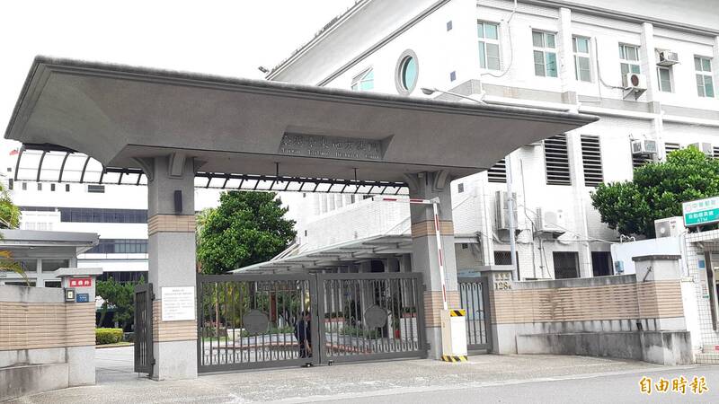 兄弟之爭掀出親子確認官司 兄拒驗DNA、庭上提觀落陰問亡父