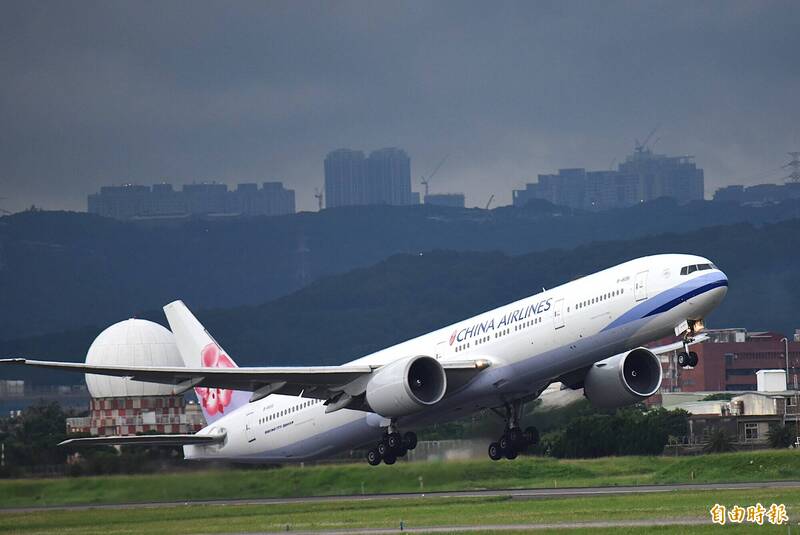 巴威颱風來襲 華航7/9、7/10航...