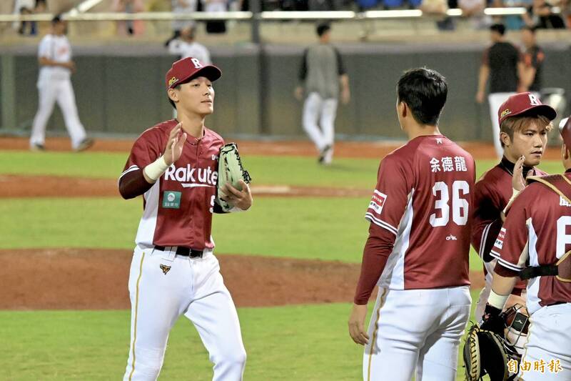 中職》樂天投手戰險勝！曾總讚兩左投、但更在意跑壘失誤