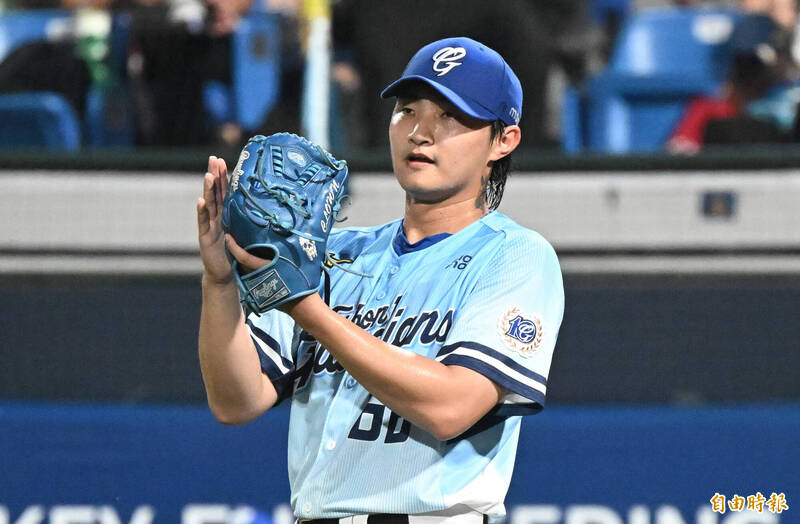中職》高懸16年壯舉！李東洺連霸單月...