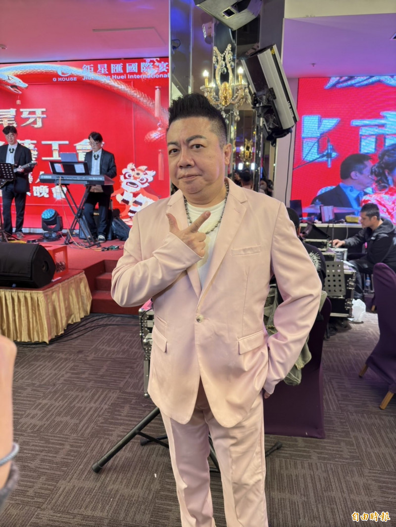 60歲董至成驚爆險出車禍 驚喊像在拍...