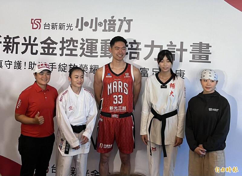 霹靂舞》從扯鈴到街舞 許馥雅登亞運舞...