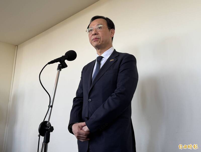 沈伯洋談「好的醫學中心」引討論 石崇...