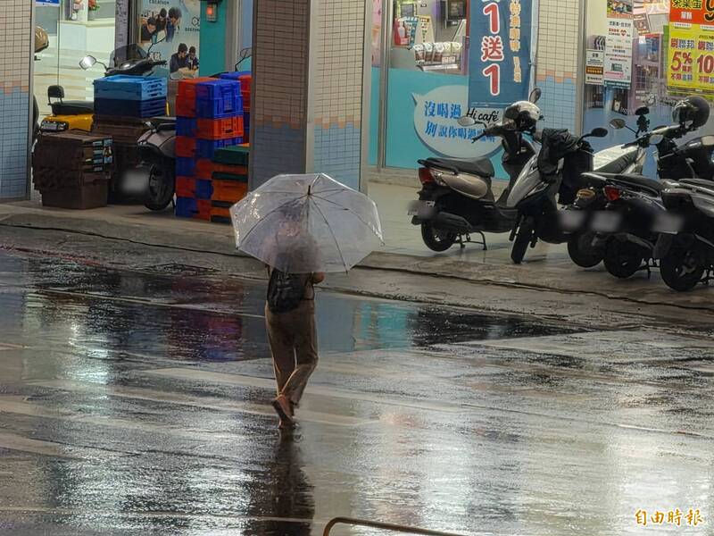 高雄山區大雨狂炸！桃源、六龜達大雨等級 累積雨量破百毫米