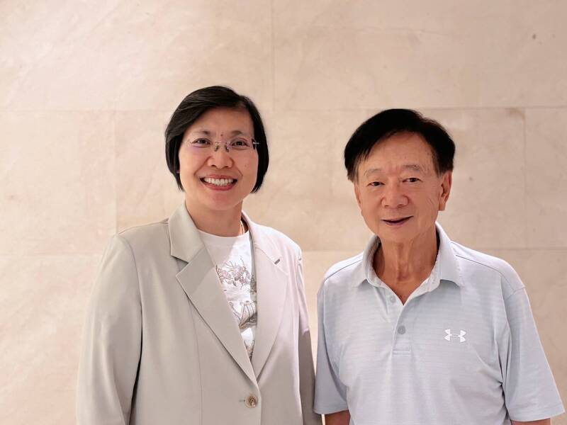徐欣瑩拜會尋求支持　宣明智拋金句表態...