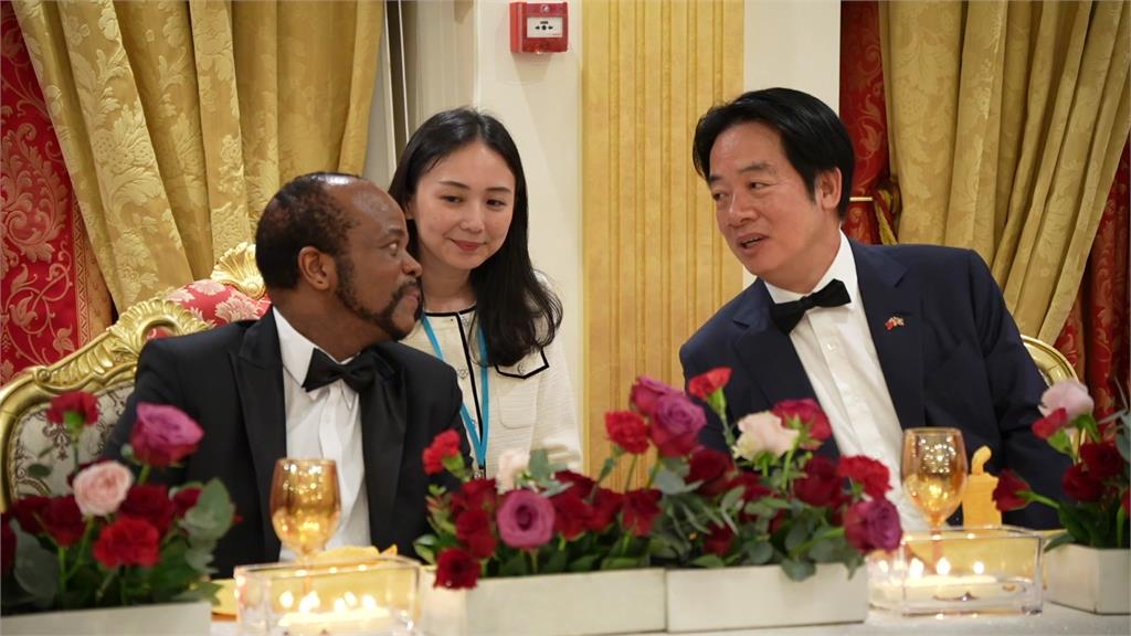 為賴總統再放一次煙火！史國慶典「全部...