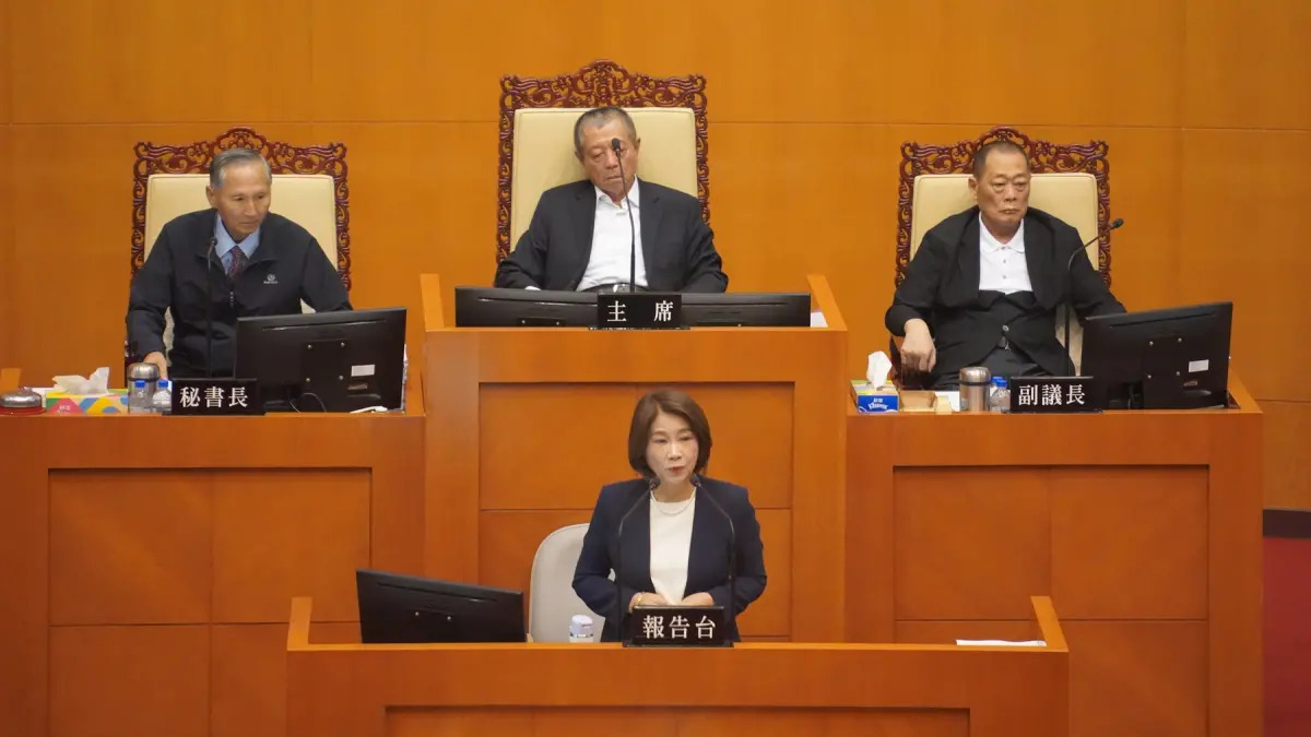 周春米施政總報告聚焦五大升級打造宜居...