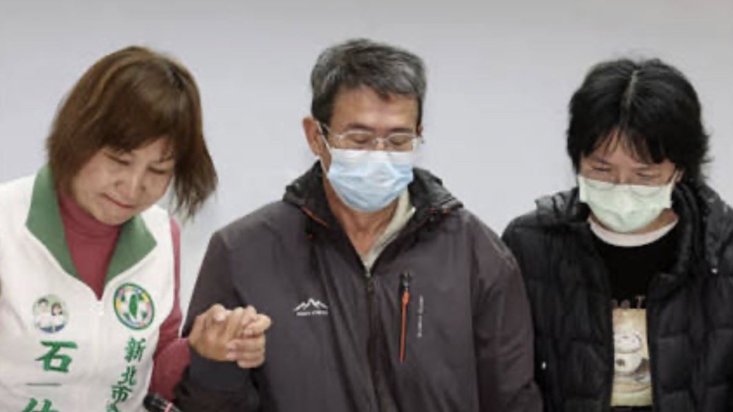 海外YTR曝割頸案乾哥乾妹個資破216萬點閱　楊爸爸：希望法官也能看完